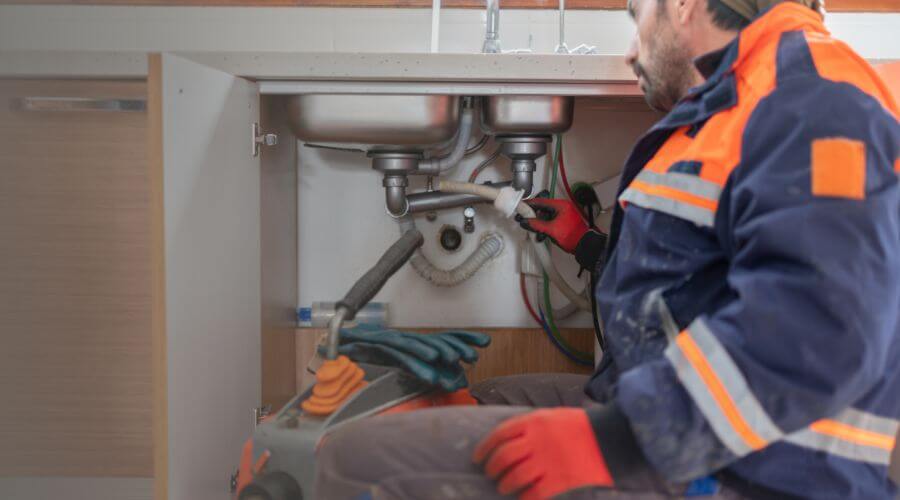 Professional slab leak plumber services in Lakeland, LA